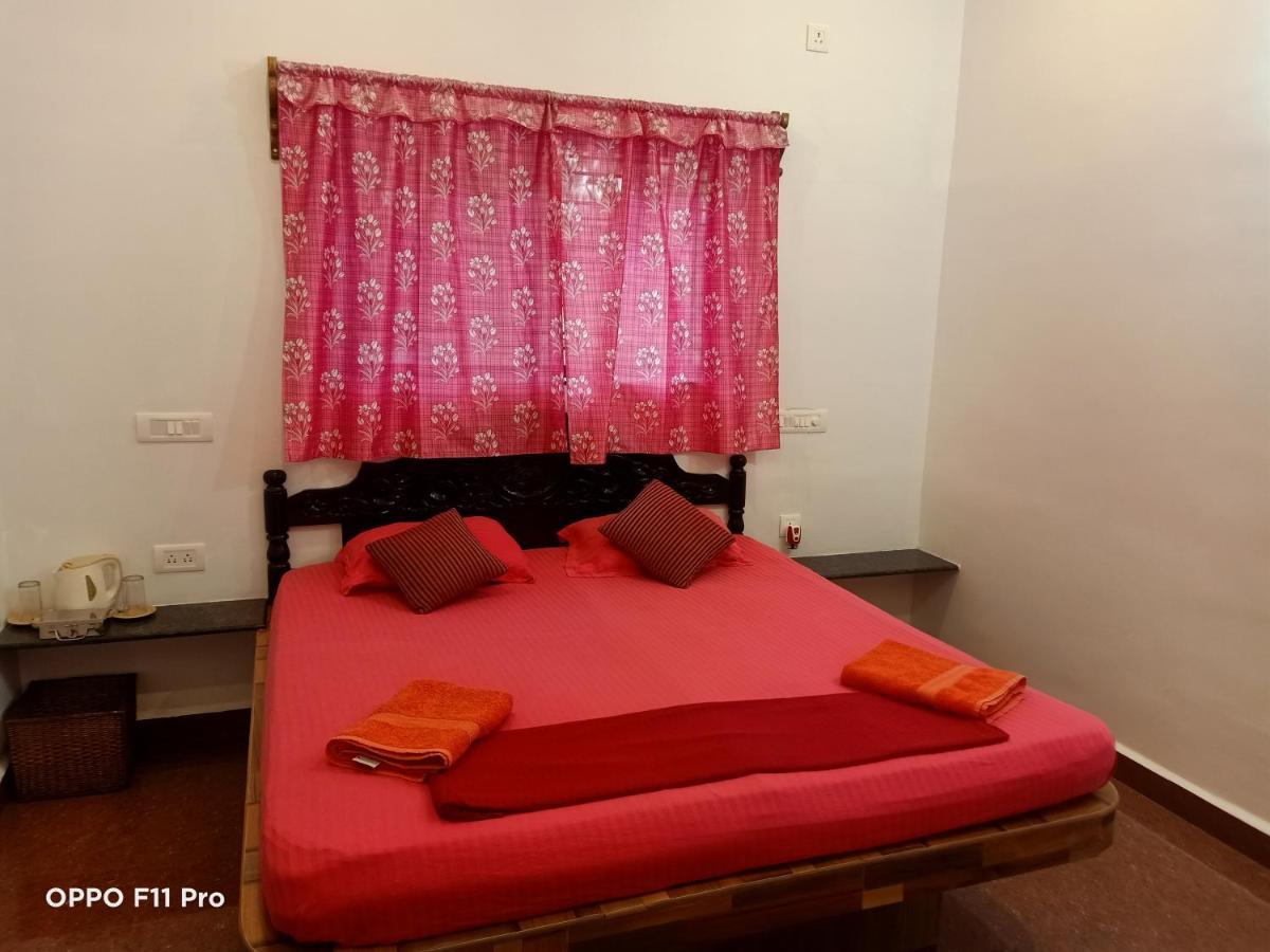 Namaste Yoga Farm Villa Gokarna  Buitenkant foto